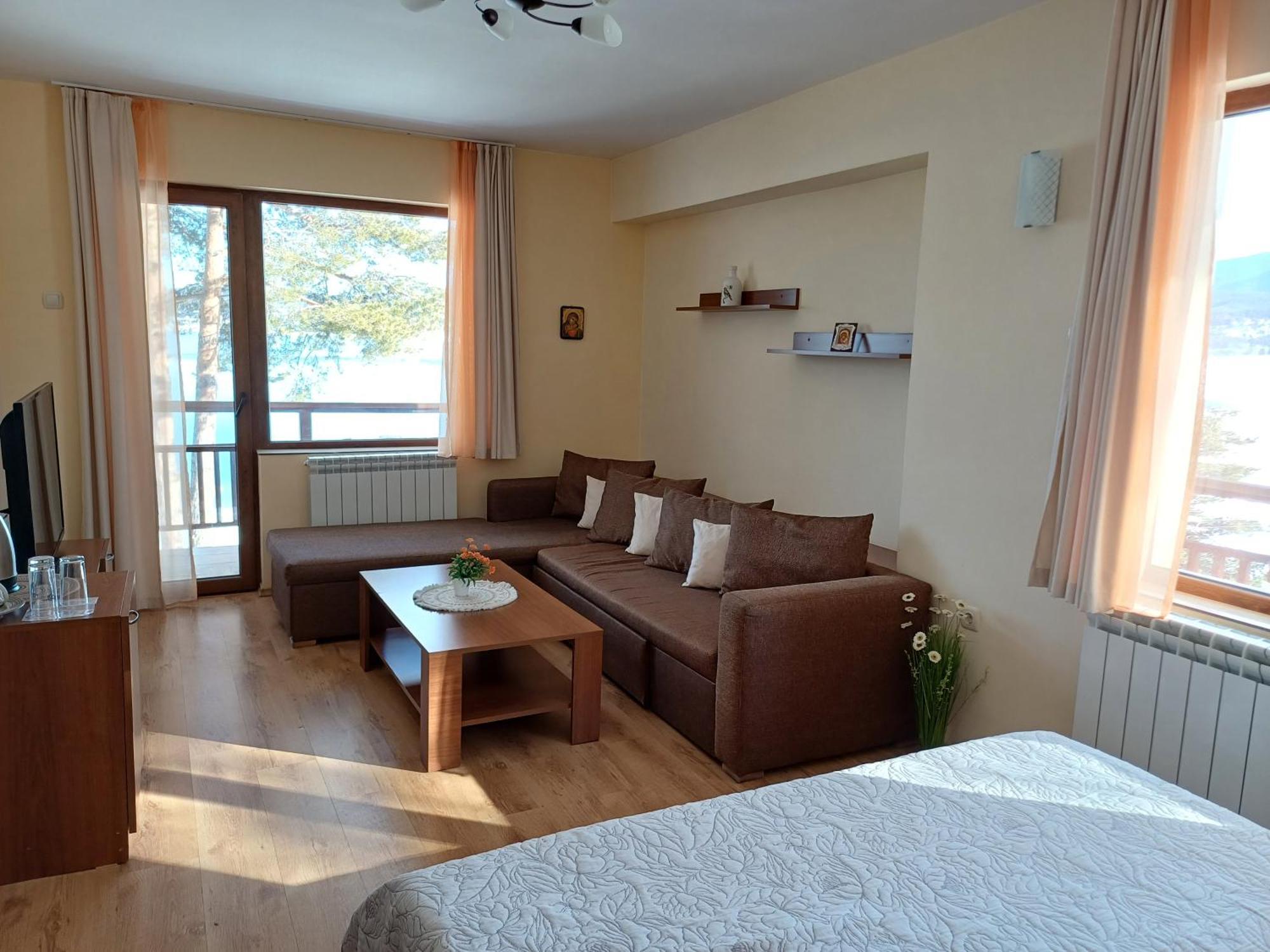 Villa Santa Maria Tsigov Chark Buitenkant foto